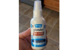 Anal gland spray