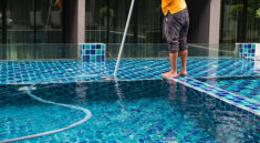 pool cleaning services